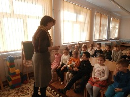 Чтобы радость людям дарить, надо добрым и вежливым быть