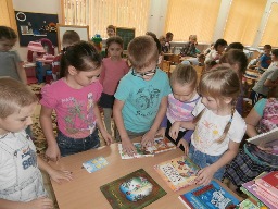 Всё на Земле от материнских рук